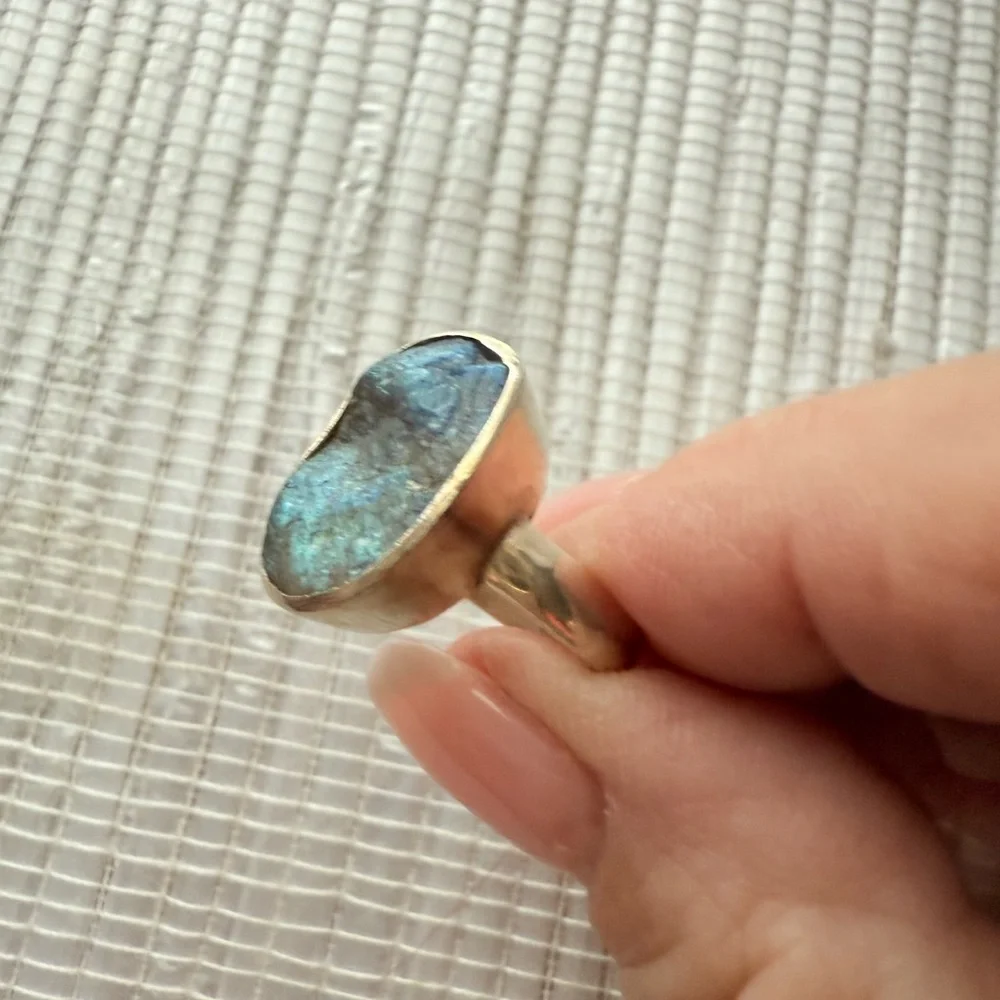 Sterling raw labradorite ring 6 1/2 - Picture 8 of 11